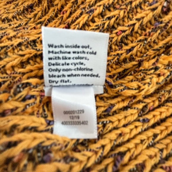 Nine West - Turtleneck Sleeveless Sweater - PS - Picture 7 of 7